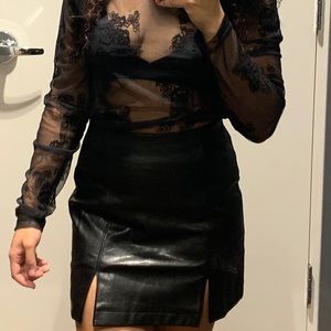 FAUX LEATHER FOREVER 21 SKIRT